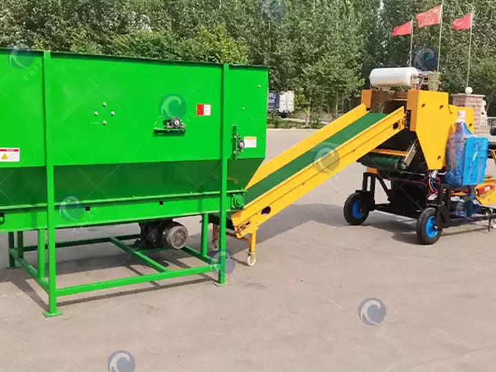 silage feeder and baler machine